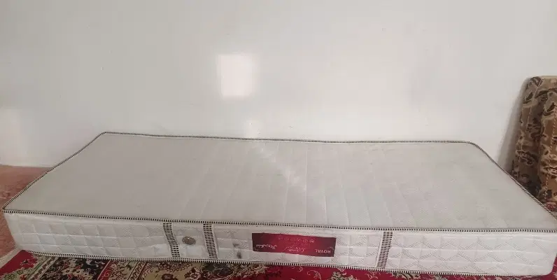 تشک|تشک تختخواب|ایلام, |دیوار