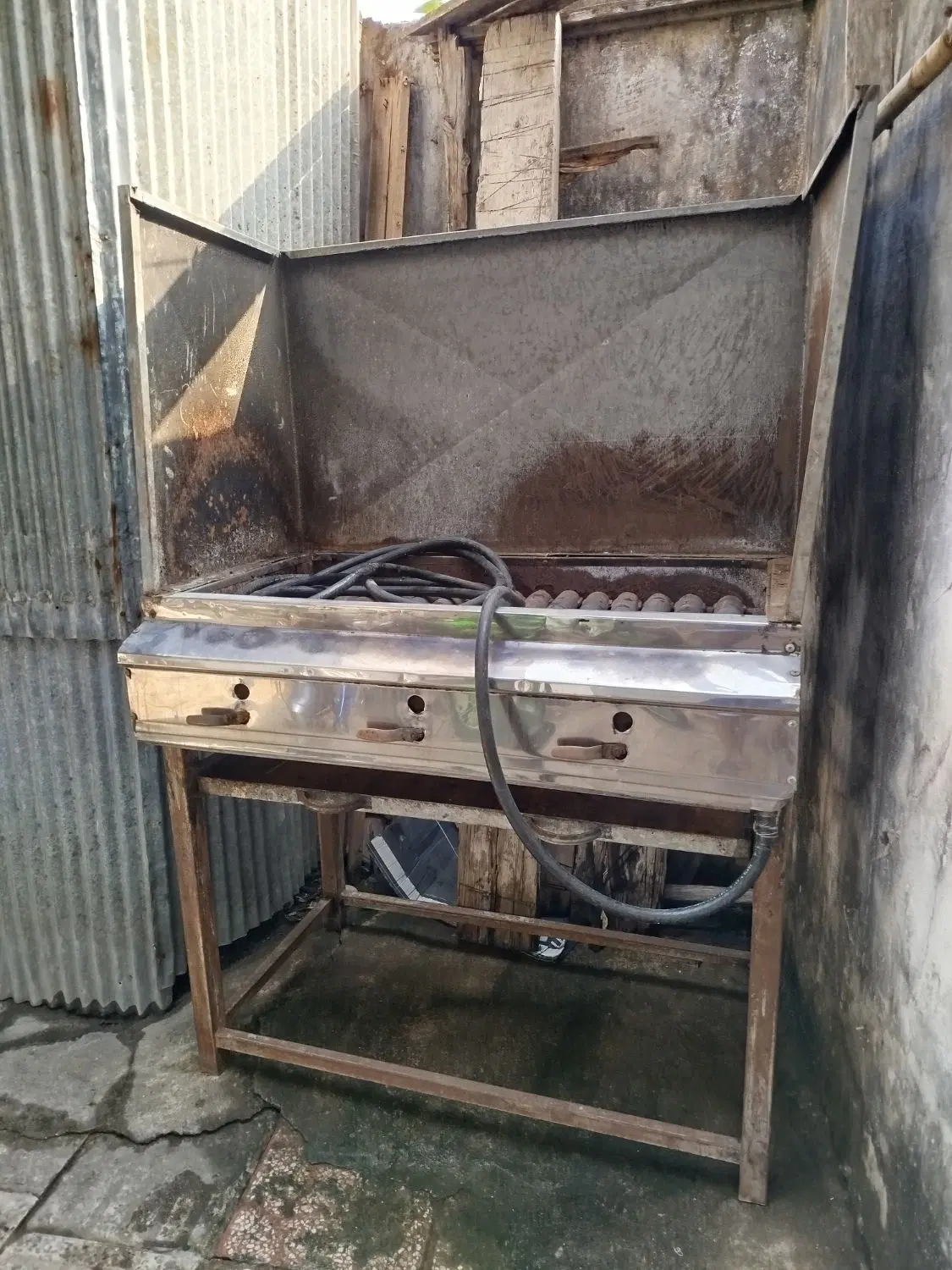 کباب پز|اجاق گاز و لوازم برقی پخت‌وپز|رشت, گلباغ نماز|دیوار