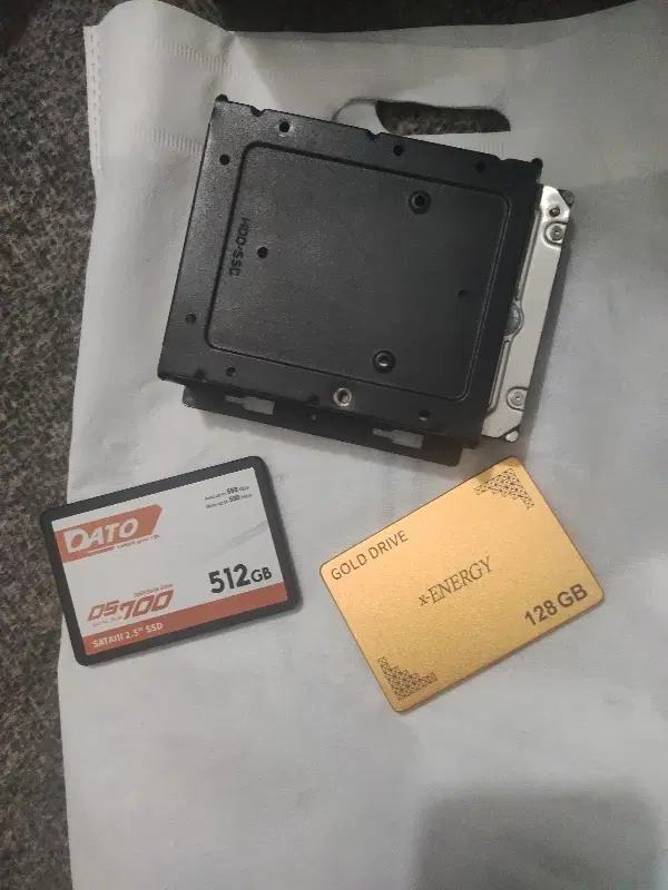 hdd 4tra v ssd sata 512gb v ssd sata 128gb|قطعات و لوازم جانبی رایانه|لار, |دیوار