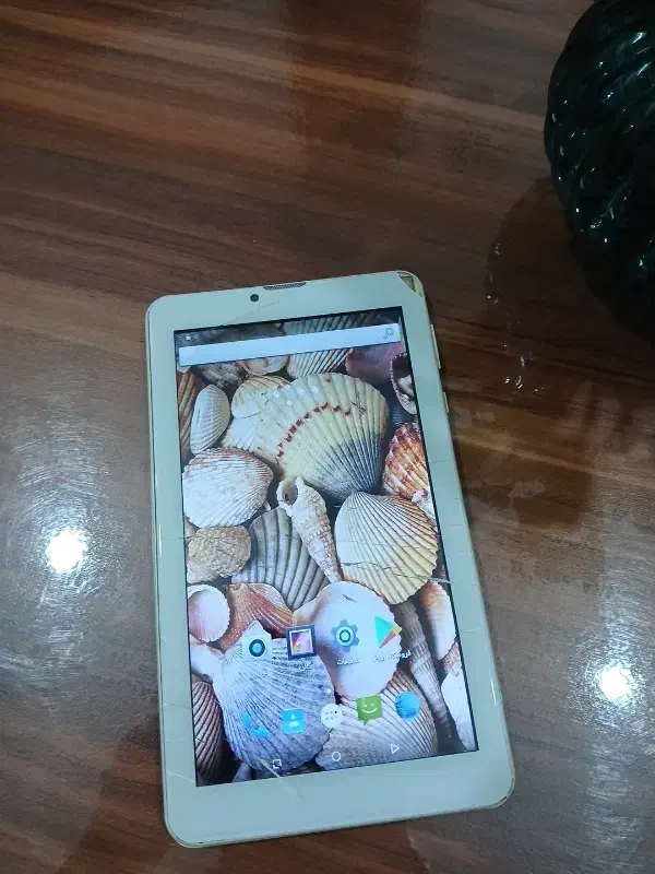 تبلت ساینا|تبلت|رشت, حمیدیان|دیوار