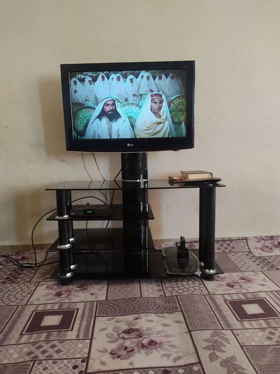 ال سی دی 32|تلویزیون و پروژکتور|تهران, منیریه|دیوار