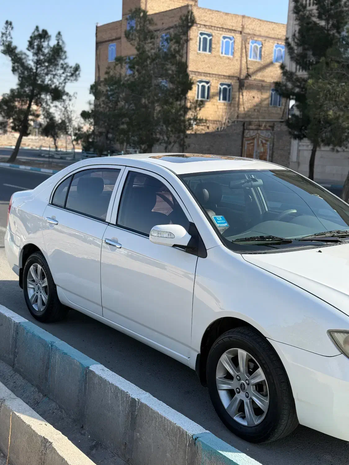 لیفان 620|خودرو سواری و وانت|اسلام‌شهر, شهرک احمدیه|دیوار