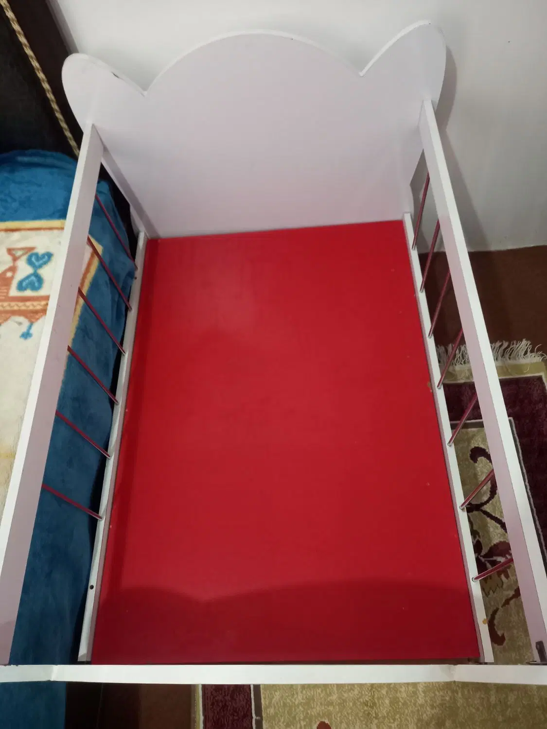 تخت کودک|تخت و صندلی بچه|سلماس, |دیوار