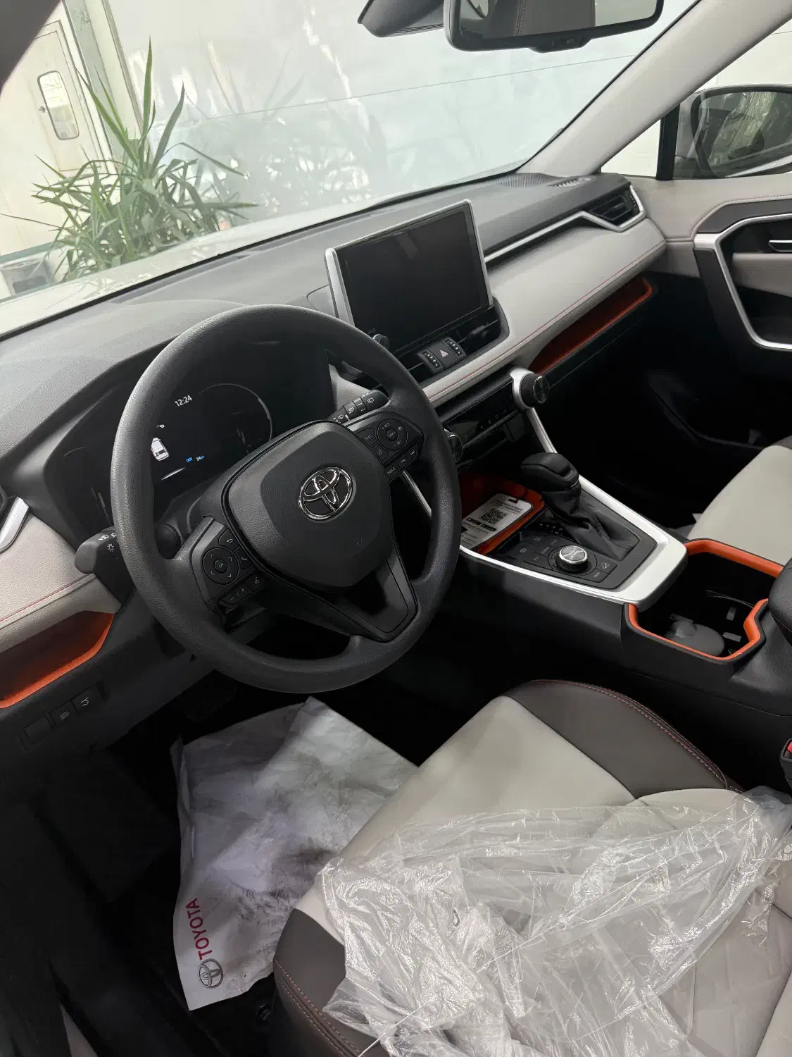 رافور۲۰۲۵|خودرو سواری و وانت|شیراز, سینما سعدی|دیوار