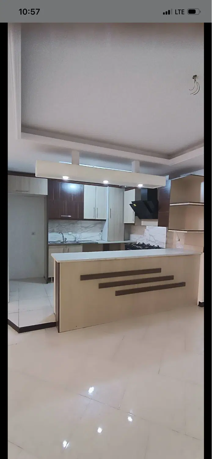 ۹۰متر / بدون مشرف / بر خیابان ۲۴ متری نماز غربی, کرج