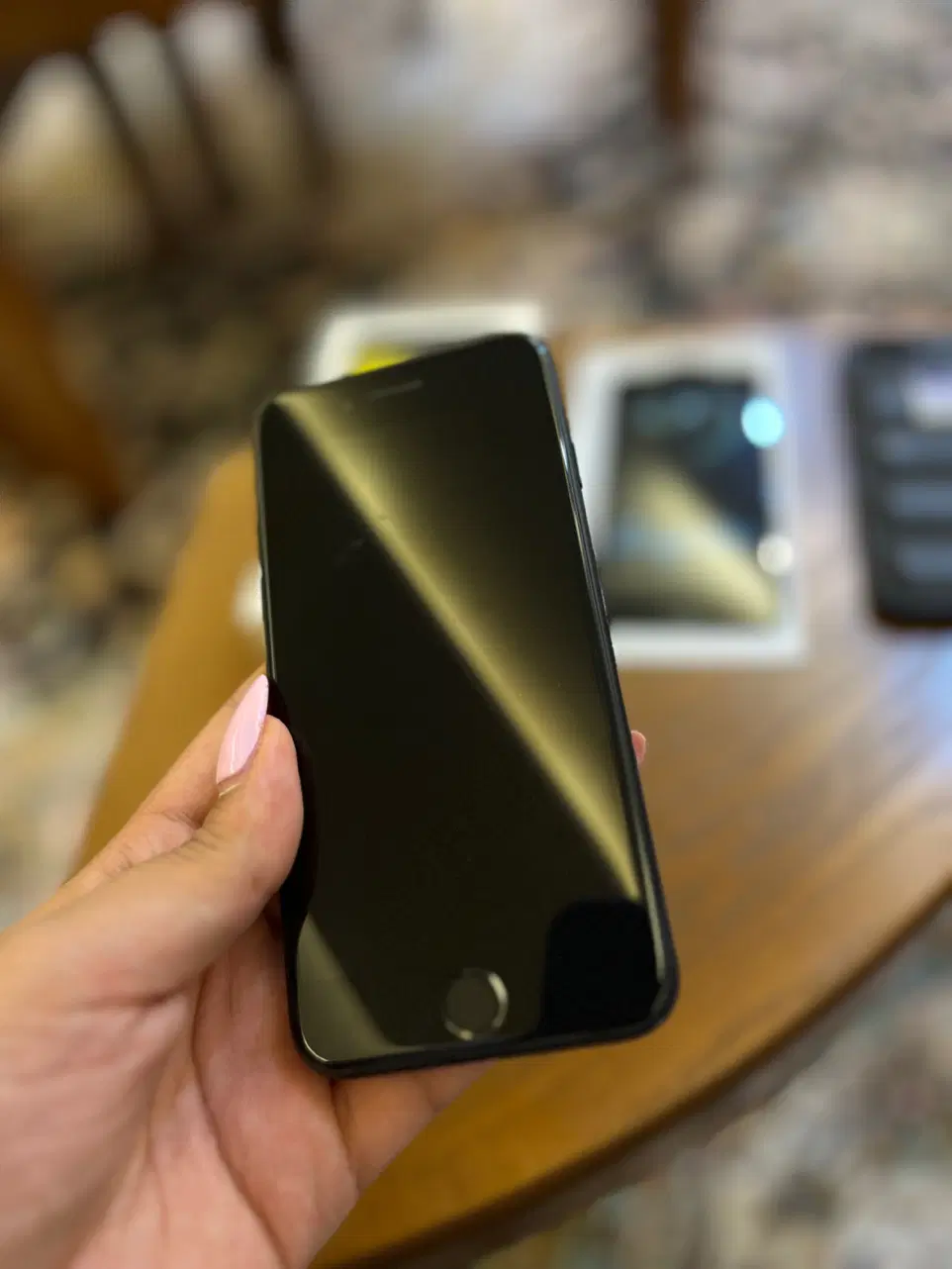 iPhone SE 2020|موبایل|چالوس, |دیوار