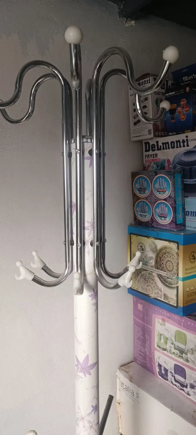 جالباسی|بندرخت و رخت‌آویز|زاهدان, |دیوار