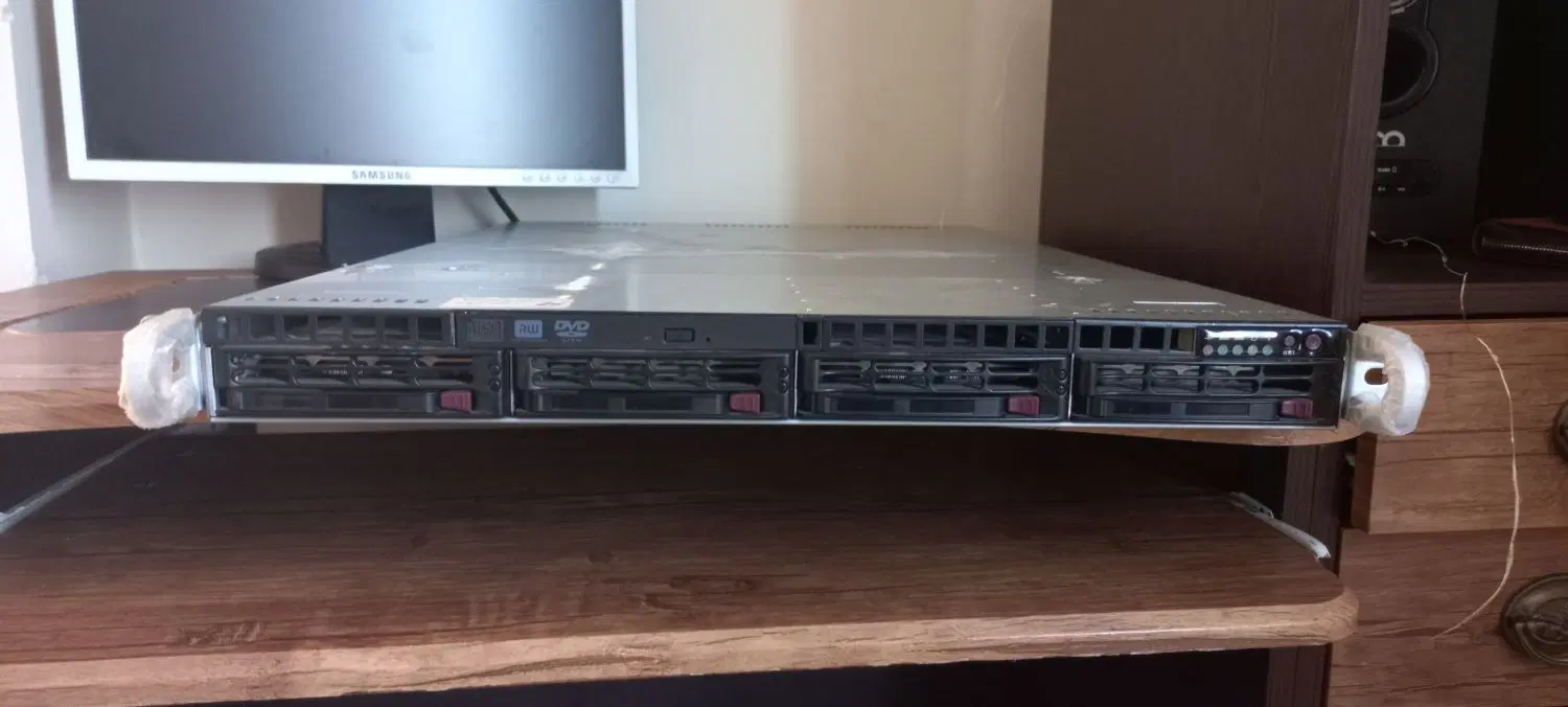سرور supermicro|مودم و تجهیزات شبکه|تهران, عباس‌آباد|دیوار