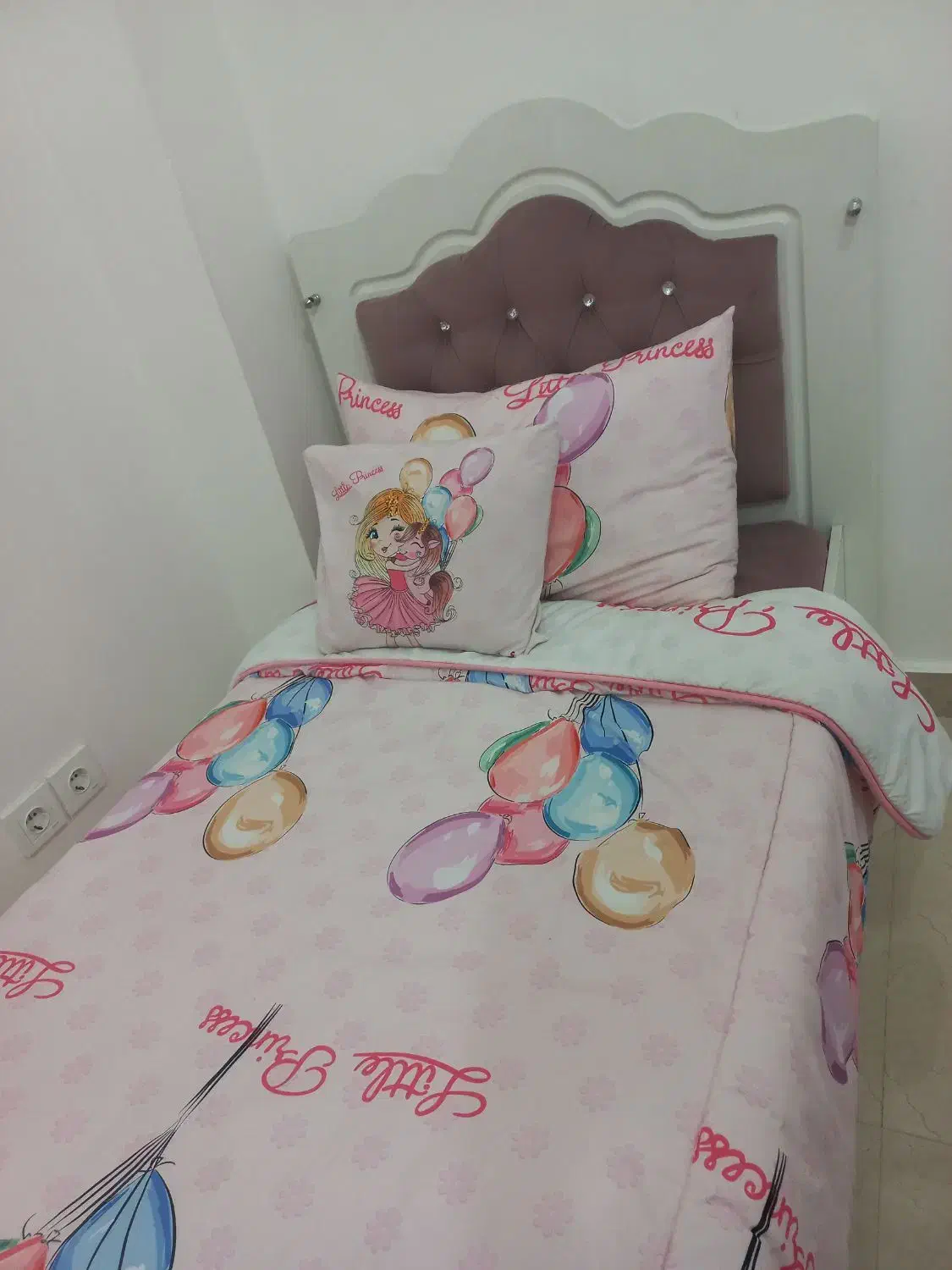 تخت خواب|تخت و سرویس خواب|مسجد سلیمان, |دیوار