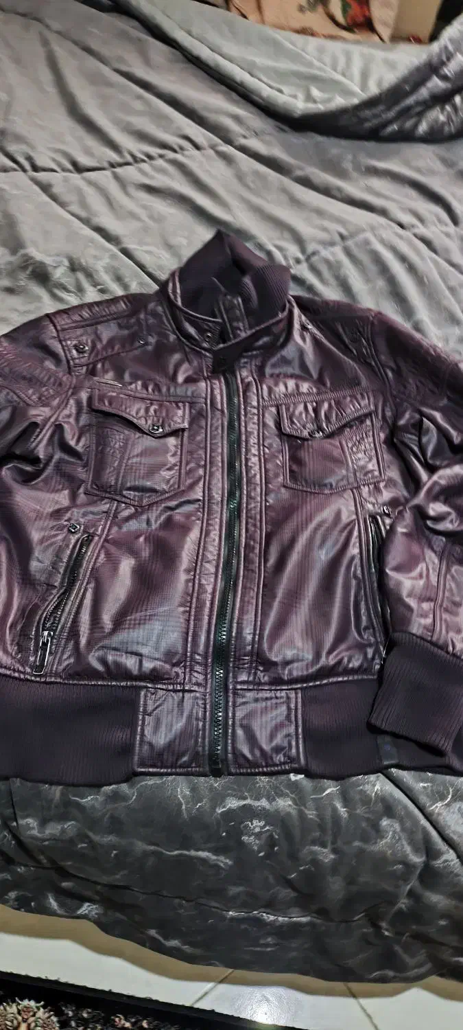 کاپشن|لباس|تهران, اتابک|دیوار