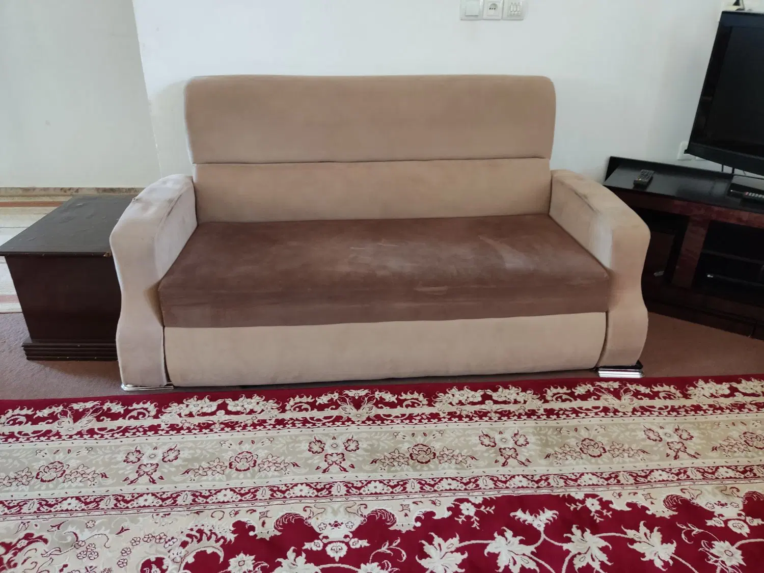 مبل|مبلمان خانگی و میز عسلی|فرمهین, |دیوار