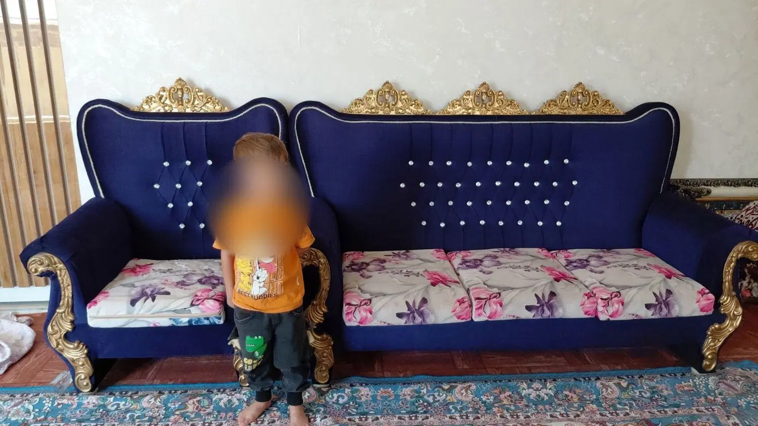 مبل|مبلمان خانگی و میز عسلی|بکتاش, |دیوار