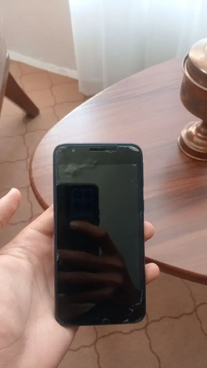 گوشی A2core|موبایل|ماکو, |دیوار
