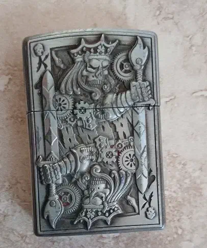 فندک قدیمی|کلکسیون اشیاء عتیقه|اصفهان, بهارستان|دیوار