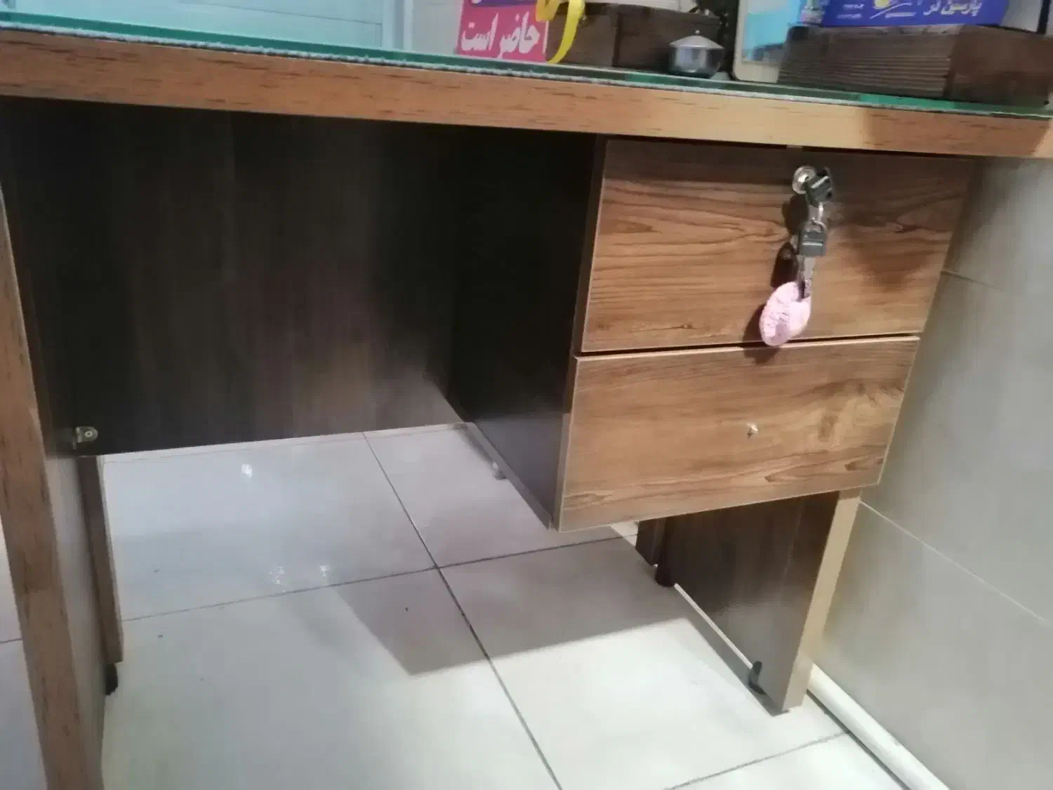 میز کار|میز تحریر و کامپیوتر|رشت, سلیمانداراب|دیوار