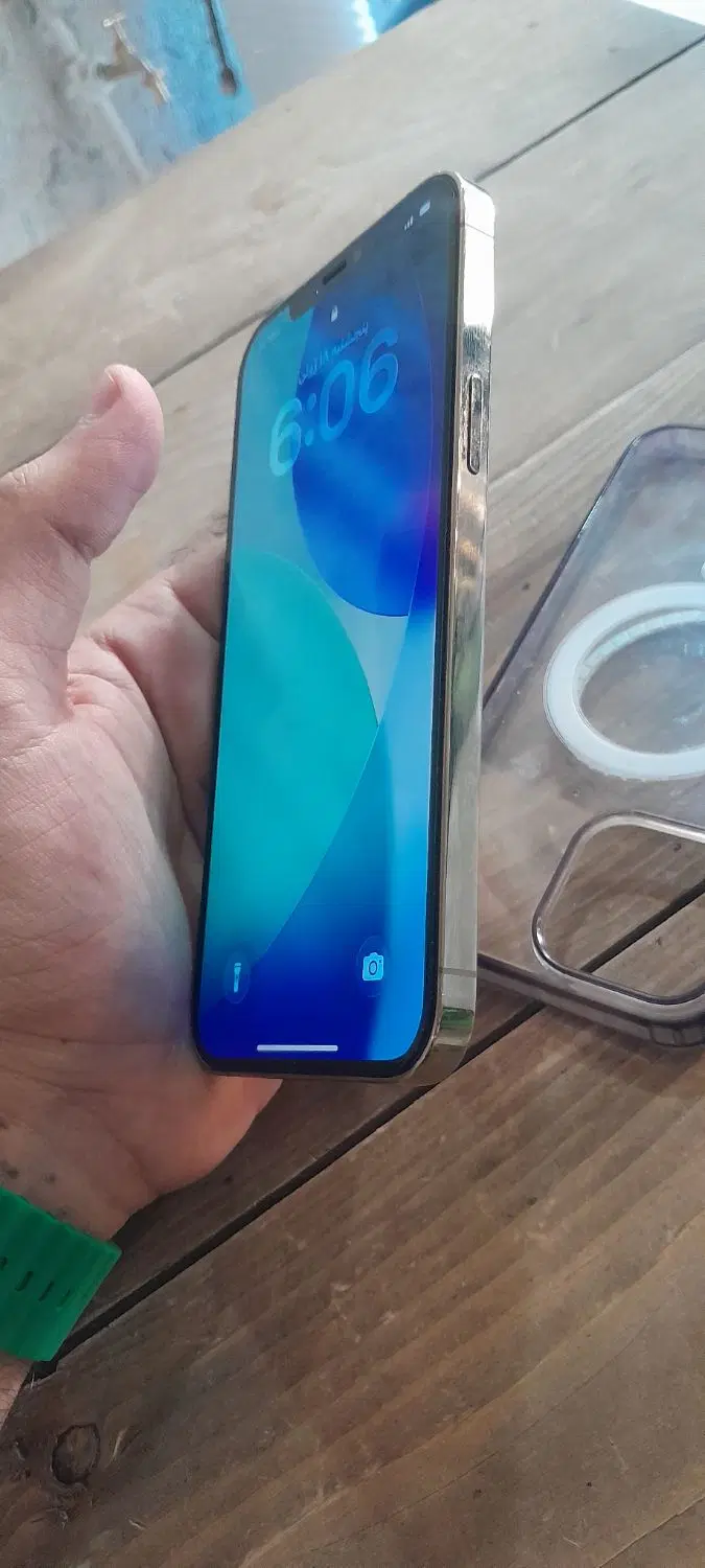 12 Pro Max|موبایل|خرم‌آباد, |دیوار