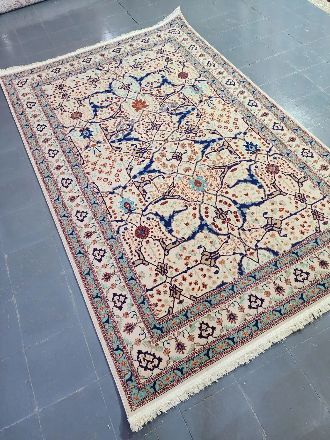 فروش مستقیم فرش ماشینی کاشان از درب کارخانه|فرش|کاشان, شهرک صنعتی جعفرآباد ۱|دیوار