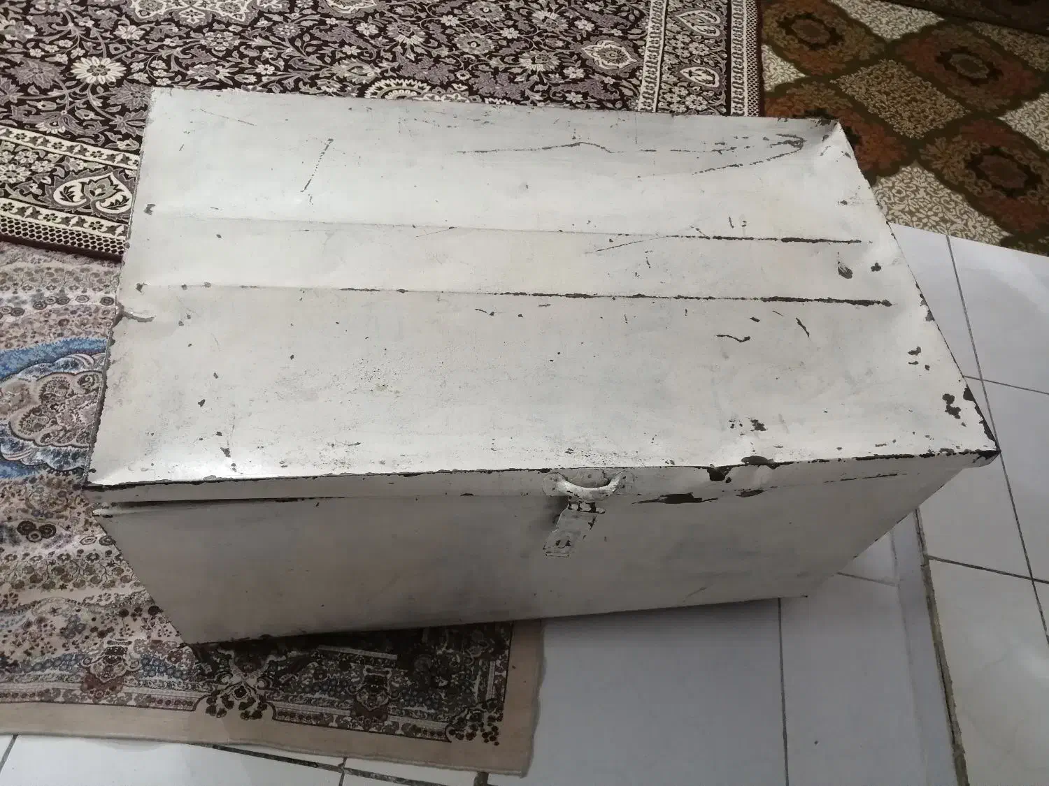 صندوق قدیمی|کلکسیون اشیاء عتیقه|بجنورد, |دیوار