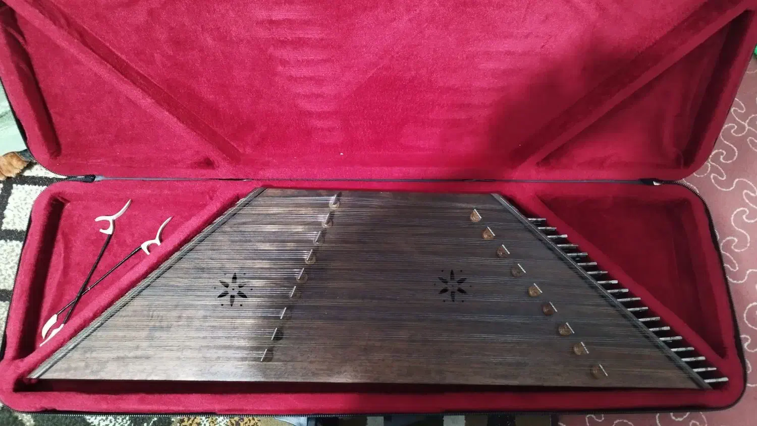 سنتور|سازهای سنتی|دزفول, |دیوار