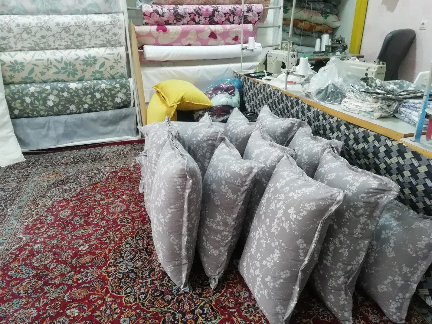 لحافدوزی|رختخواب، بالش، پتو|بجنورد, |دیوار