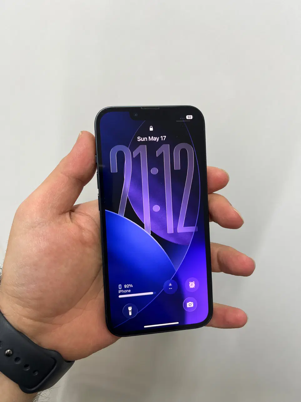 iPhone 13|موبایل|اصفهان, باغ نگاره|دیوار
