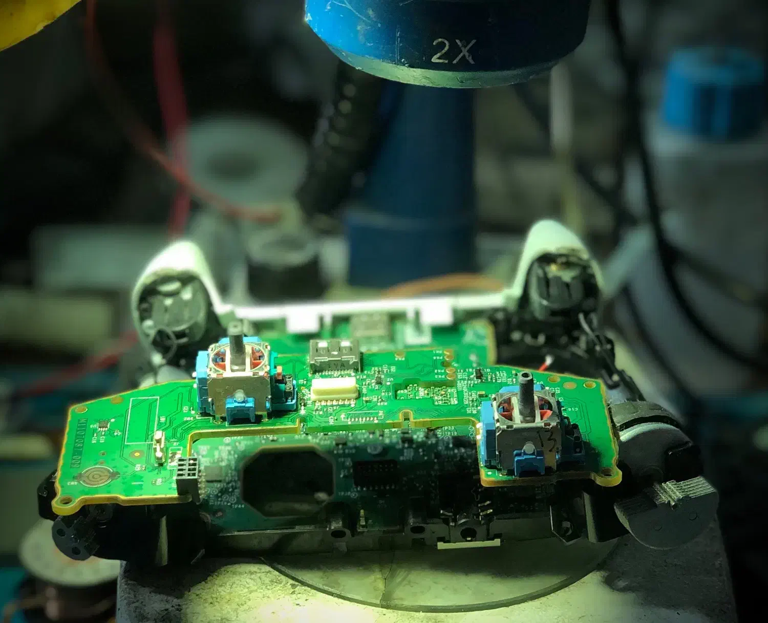 تنها مرکز تخصصی تعمیرات دسته و کنسول بازی آمل|کنسول، بازی ویدئویی و آنلاین|آمل, |دیوار