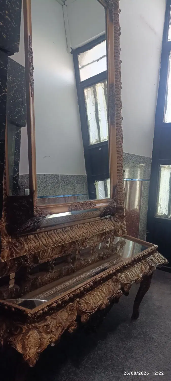 آینه|آینه|زاهدان, |دیوار