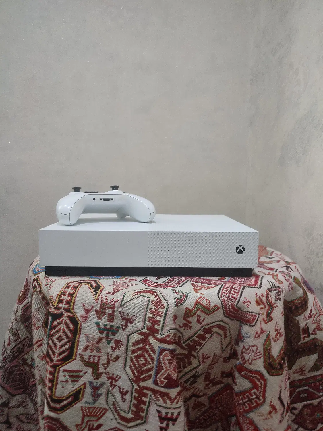 Xbox one S|کنسول، بازی ویدئویی و آنلاین|تبریز, |دیوار
