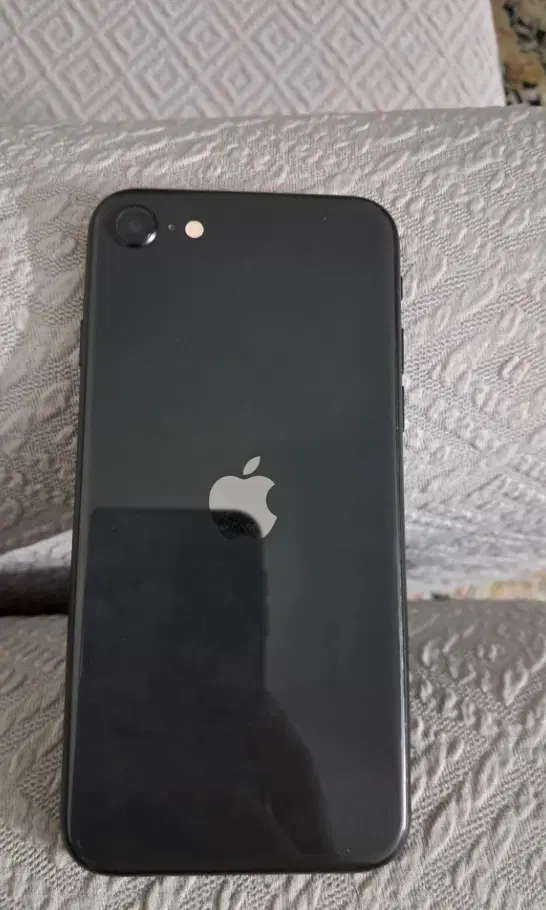 iPhone SE 2020|موبایل|تهران, تهرانپارس غربی|دیوار
