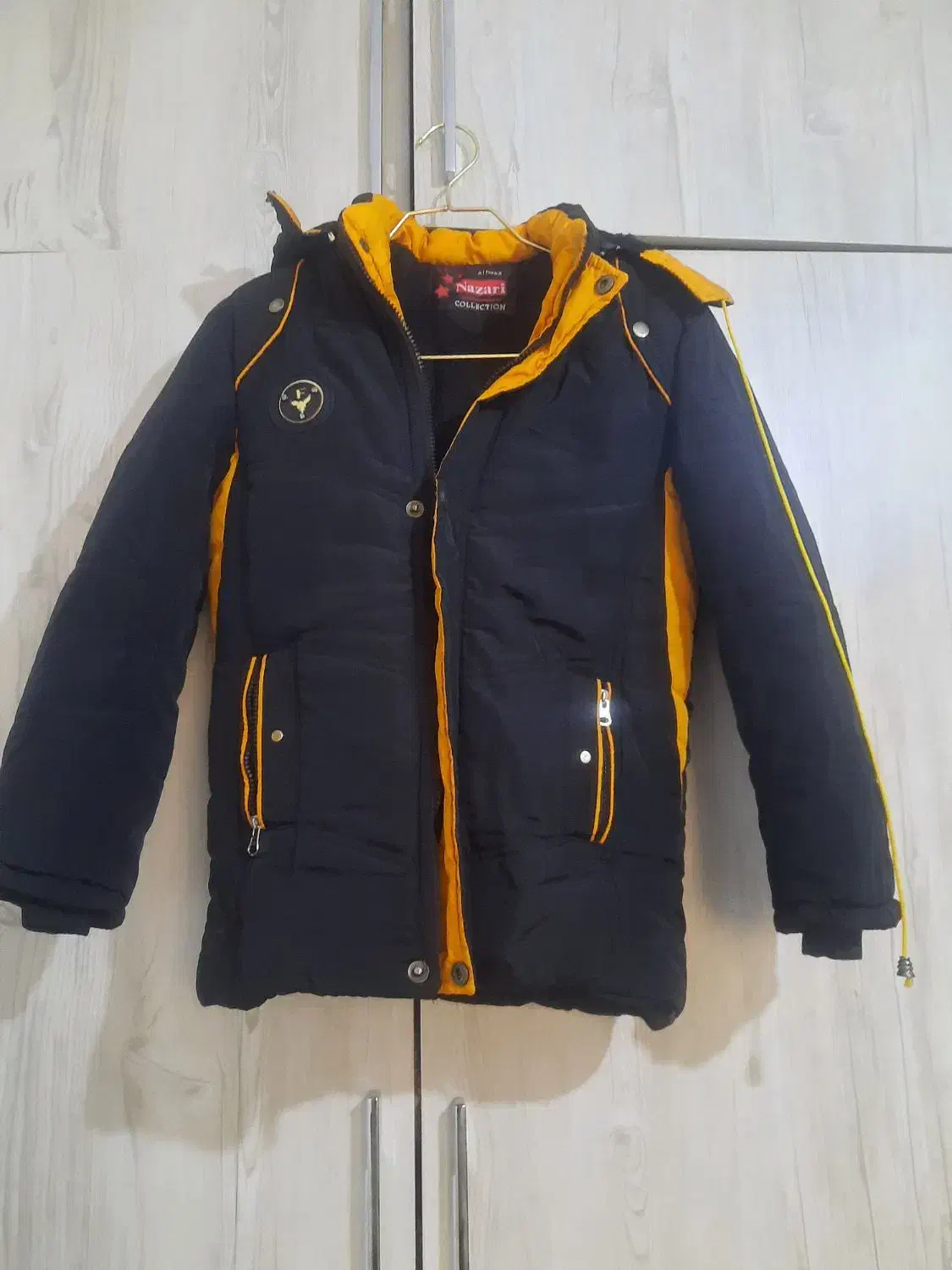 کابشن|کفش و لباس بچه|قدس, شهرقدس|دیوار