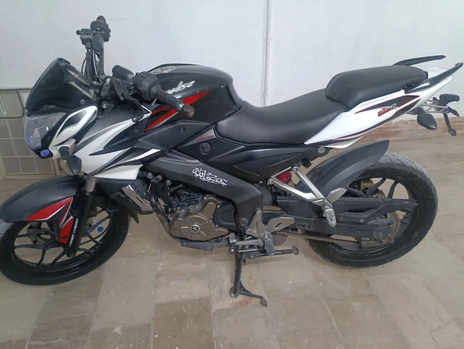 موتور NS 200|موتورسیکلت|بندرلنگه, |دیوار