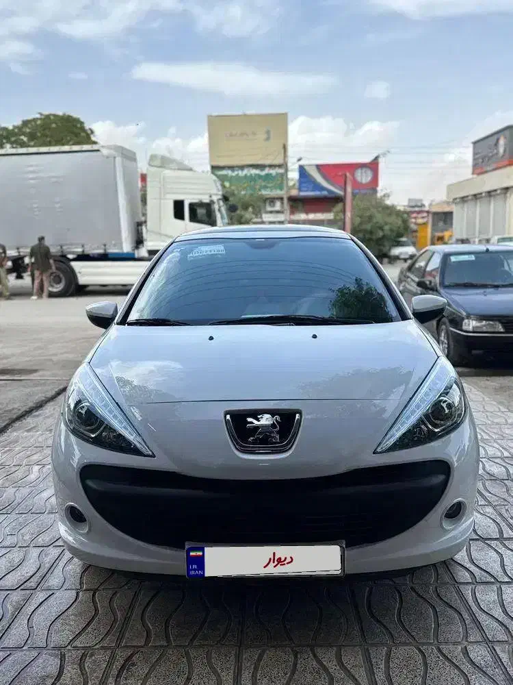 207پانا ۴۰۳|خودرو سواری و وانت|سنندج, |دیوار