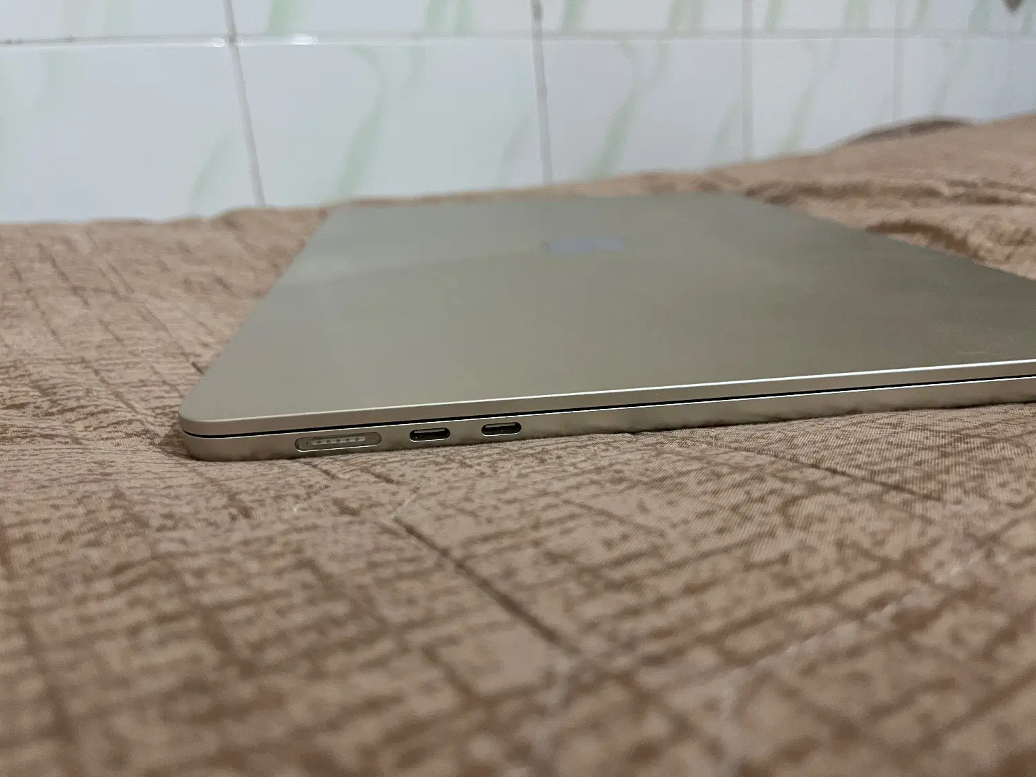 Macbook air m2|رایانه همراه|شیراز, بید زرد|دیوار
