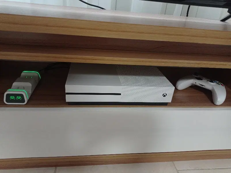 xbox one s 1tra|کنسول، بازی ویدئویی و آنلاین|رودهن, |دیوار