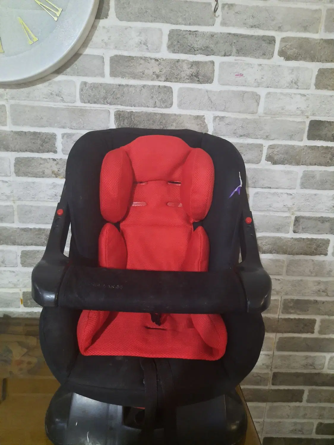 صندلی|صندلی و نیمکت|خرمشهر, |دیوار
