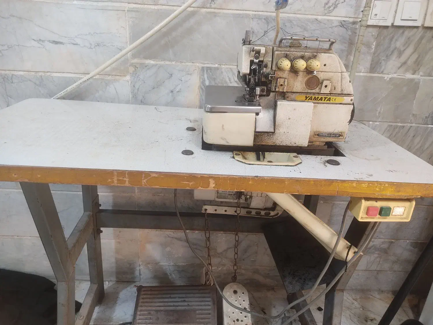 چرخ زیگزال|چرخ خیاطی و ریسندگی|پاکدشت, پاکدشت (مامازند)|دیوار