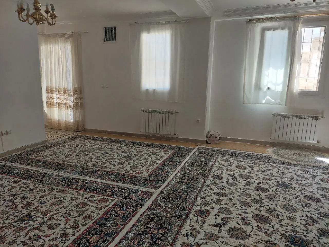 ۸۵متر شهرک سعدی یک خواب طبقه اول عبور مجزا|فروش آپارتمان|سنندج, |دیوار