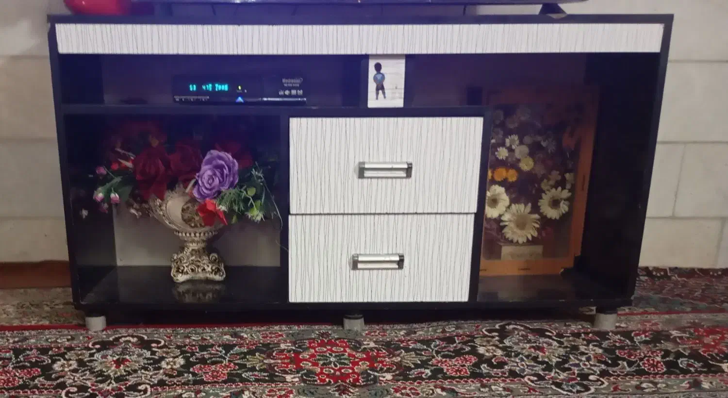 میز|میز تلویزیون|یزد, |دیوار