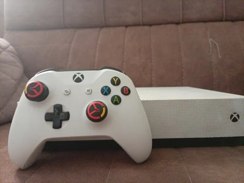 Xbox one s|کنسول، بازی ویدئویی و آنلاین|همدان, |دیوار