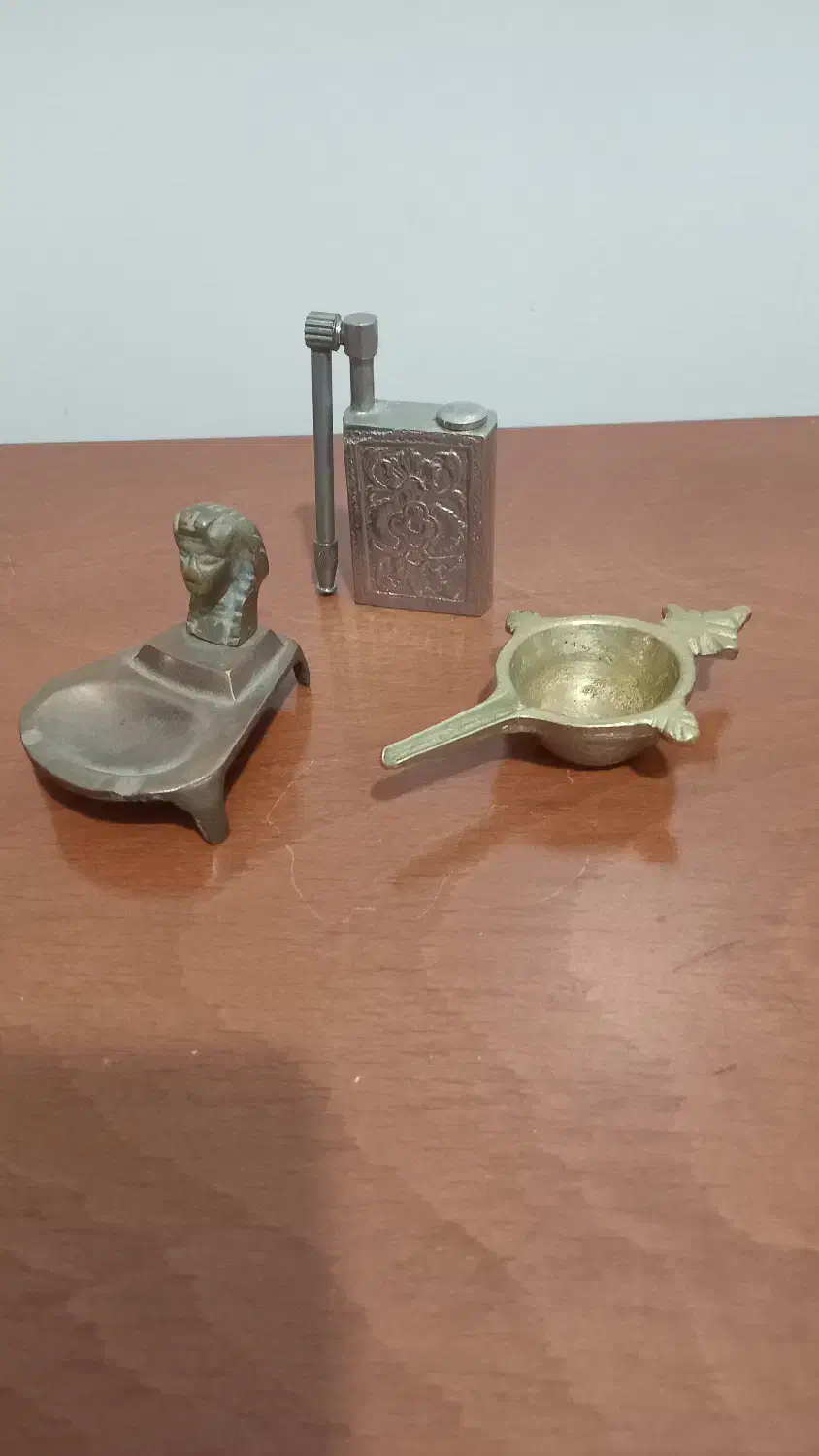 کلکسیونی|کلکسیون اشیاء عتیقه|تهران, وحیدیه|دیوار