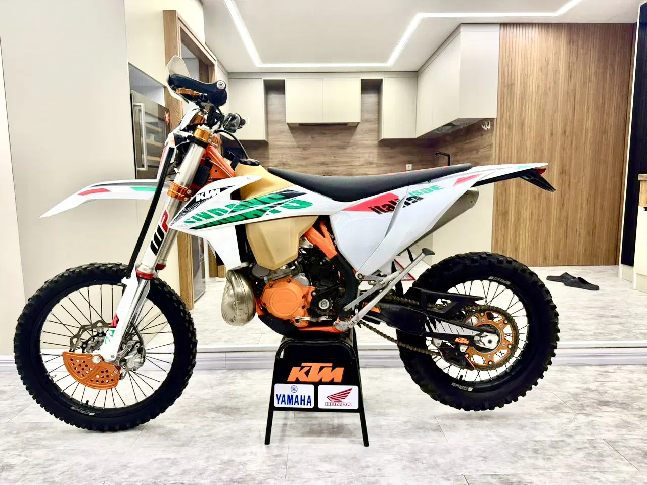 Ktm2021|موتورسیکلت|تهران, فردوسی|دیوار