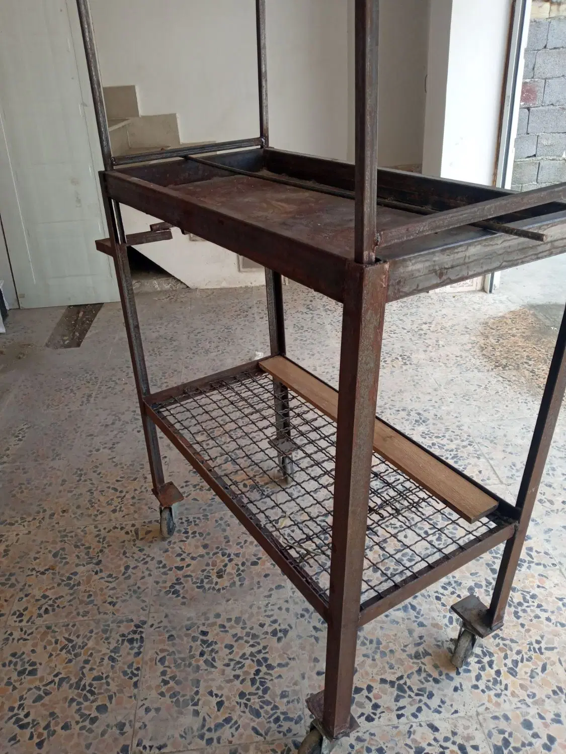 گاری|ابزارآلات|رشت, پاره بیجار|دیوار