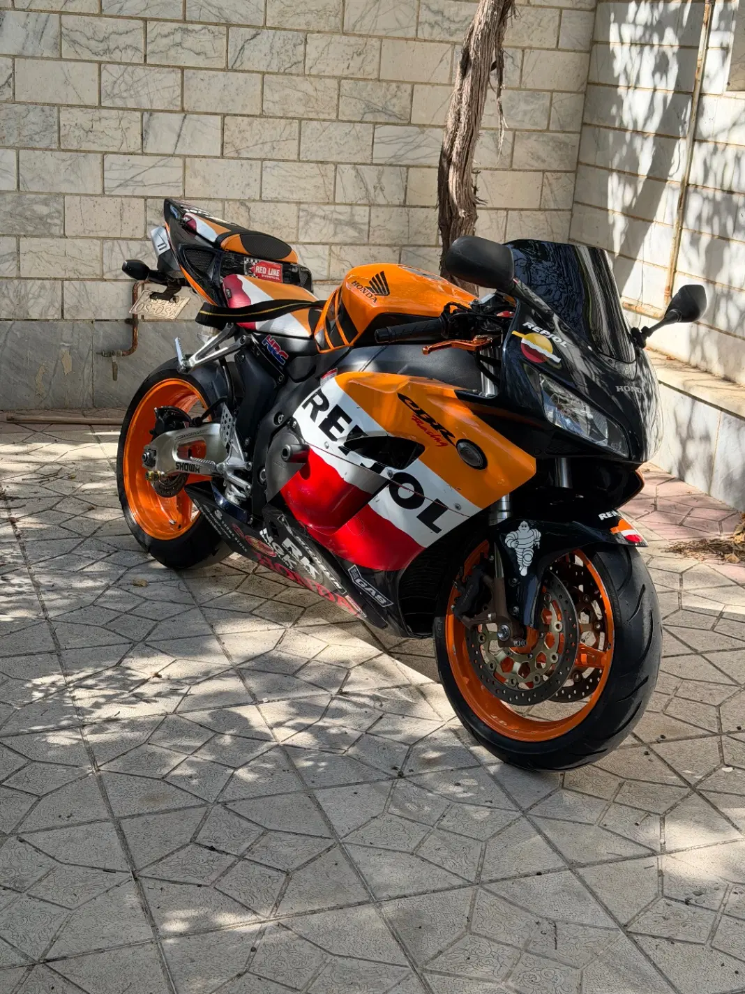 Cbr 1000 cb Gsxr|موتورسیکلت|تهران, چوب تراش|دیوار