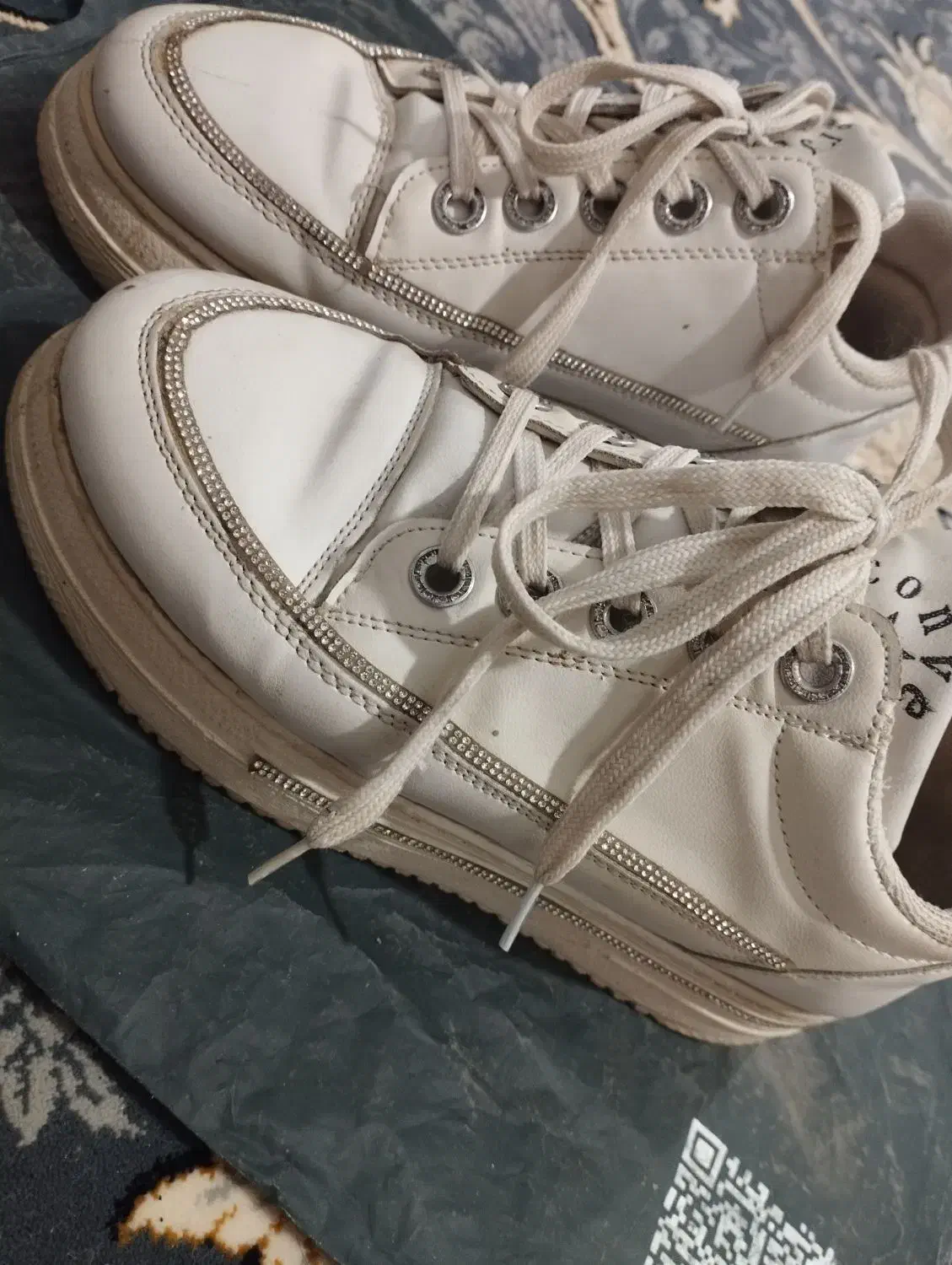 کفش اسپرت|کیف، کفش، کمربند|مشهد, طبرسی شمالی|دیوار