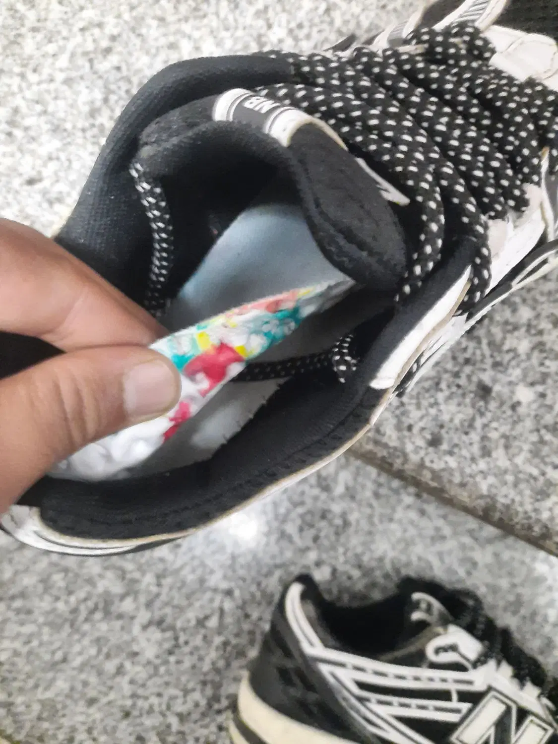 کفش new balance|کیف، کفش، کمربند|سبزوار, کاشفی شمالی (دادگستری)|دیوار
