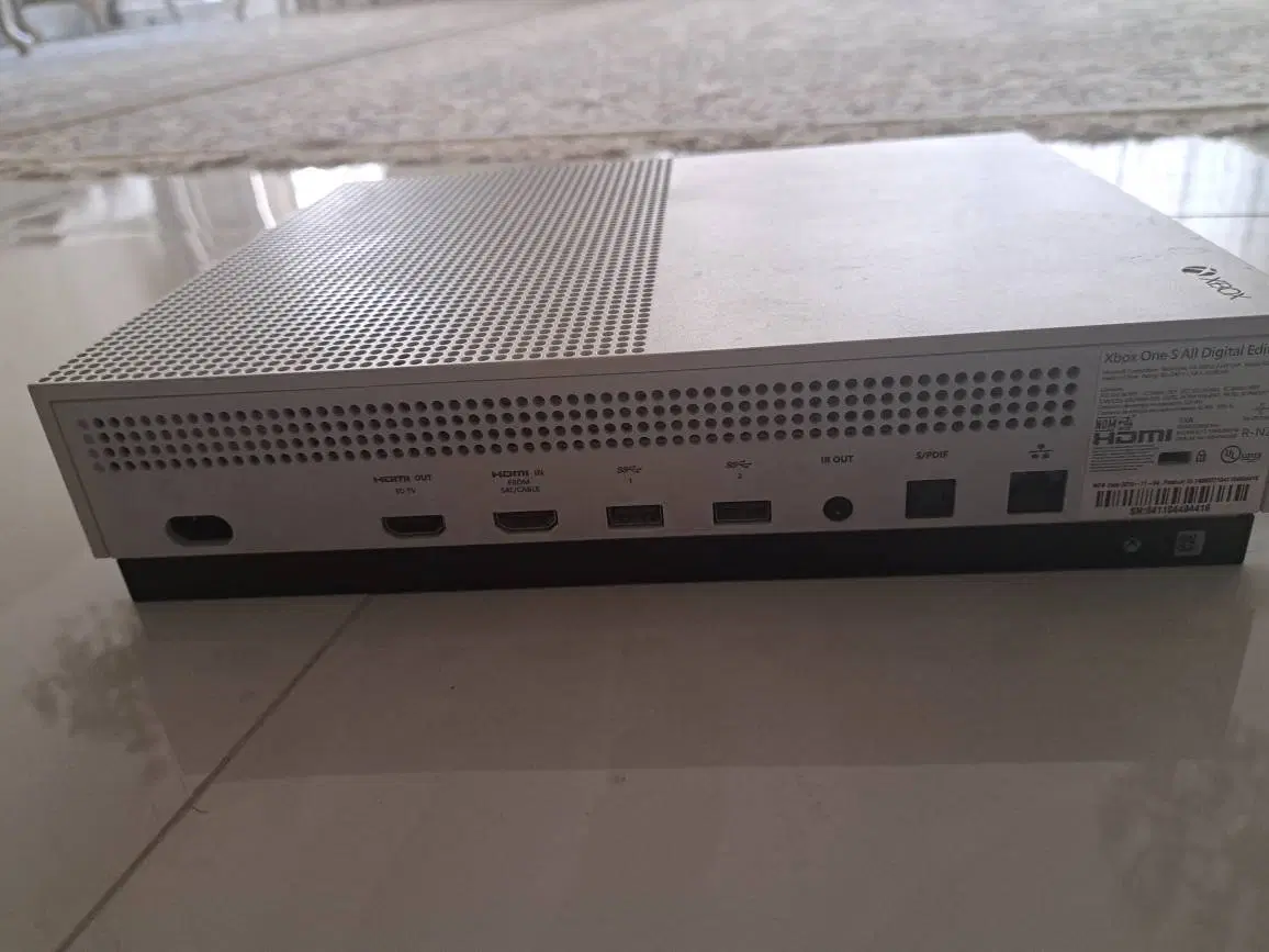 xbox one s all digital 1tb|کنسول، بازی ویدئویی و آنلاین|تهران, وحیدیه|دیوار