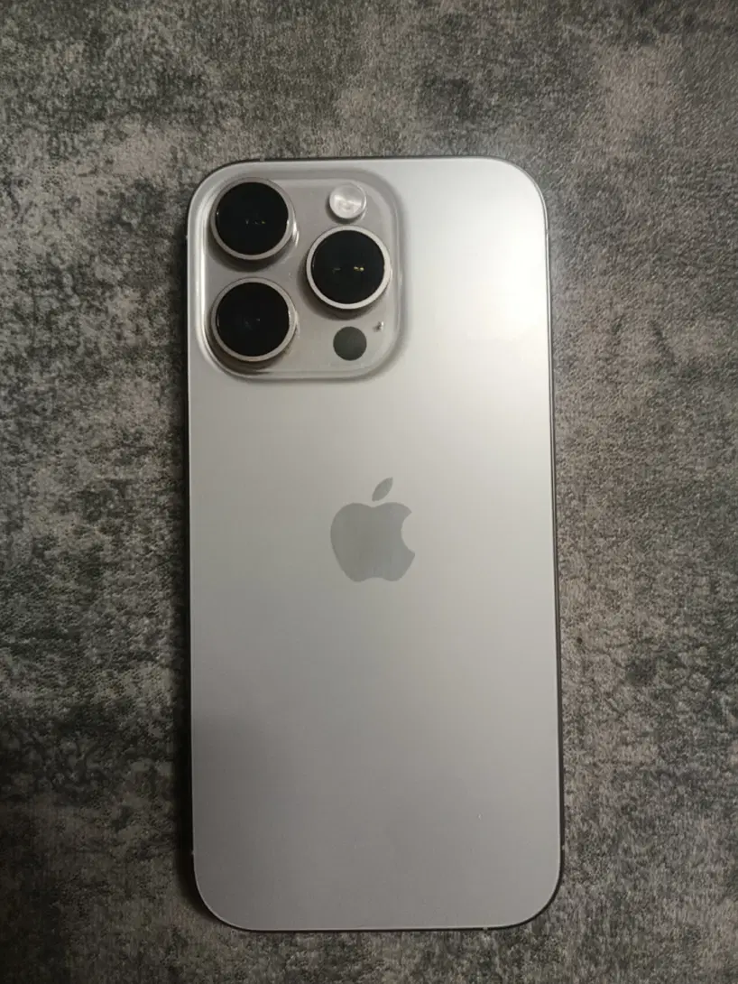 iPhone 16pro|موبایل|قم, آلوچو|دیوار