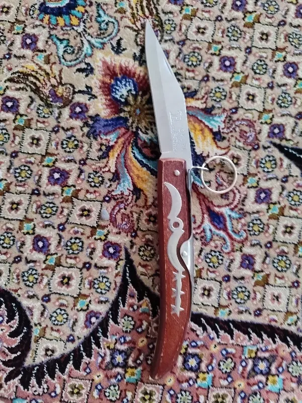 چاقو|کوهنوردی و کمپینگ|میانه, |دیوار