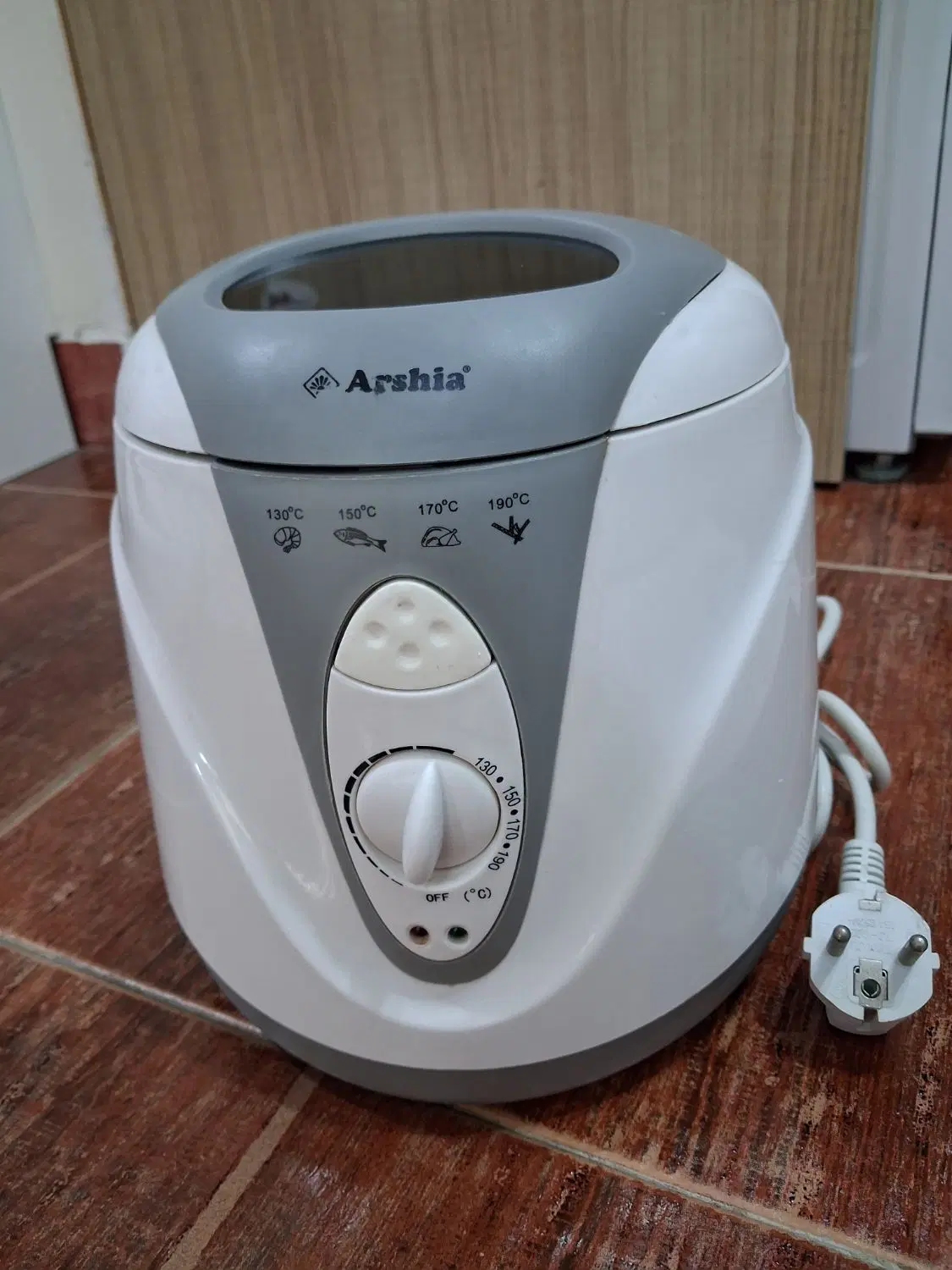 سرخ کن arshia|اجاق گاز و لوازم برقی پخت‌وپز|رشت, سعدی (تختی)|دیوار