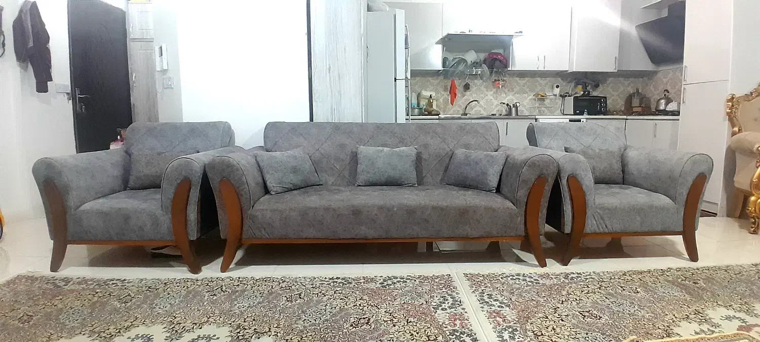 مبل راحتی|مبلمان خانگی و میز عسلی|فردیس, شهرک شهید حسینی|دیوار